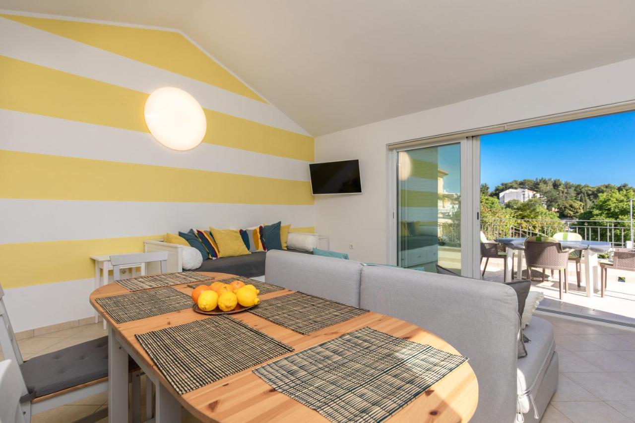 Apartment Portapisana Just 50M From The Beach Krk Town Eksteriør bilde